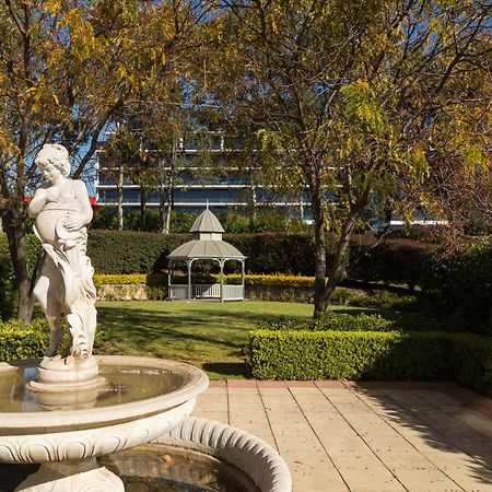 Hotel Rydges Norwest Sydney Baulkham Hills Exterior foto
