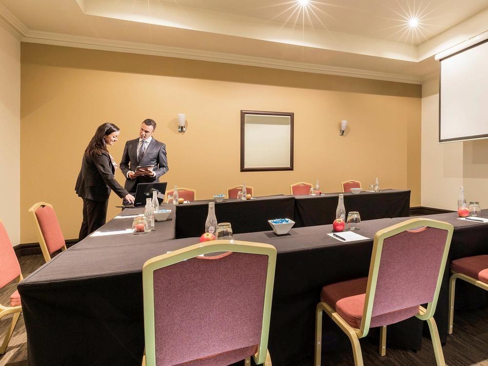 Hotel Rydges Norwest Sydney Baulkham Hills Exterior foto