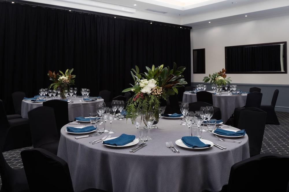 Hotel Rydges Norwest Sydney Baulkham Hills Exterior foto