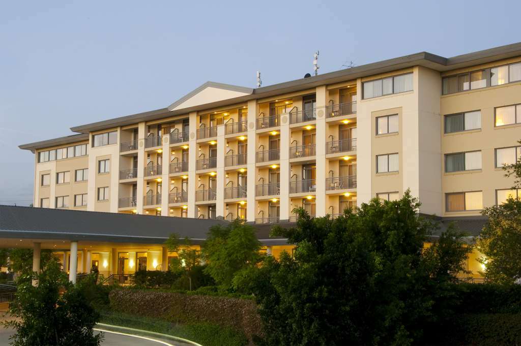 Hotel Rydges Norwest Sydney Baulkham Hills Exterior foto
